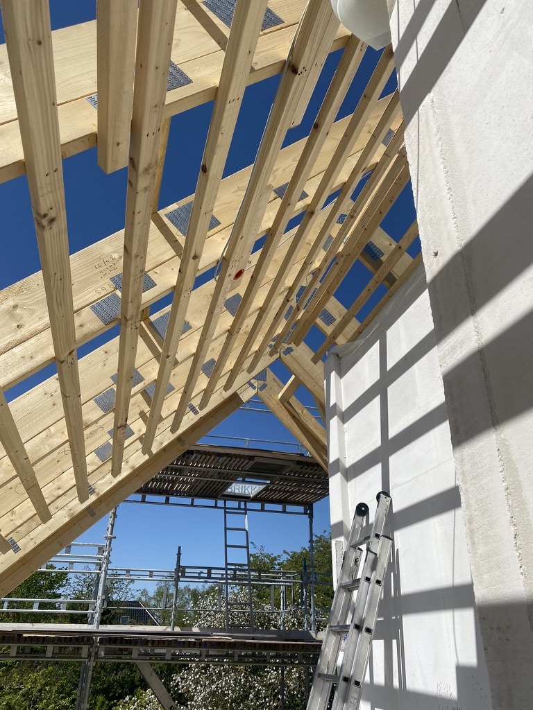 Nyt tag, tømrerarbejde i Vangede